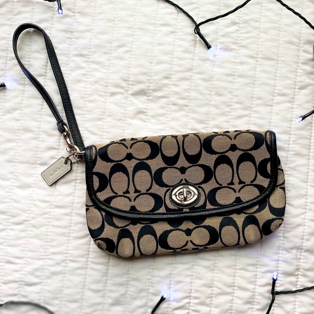 COACH wristlet/wallet